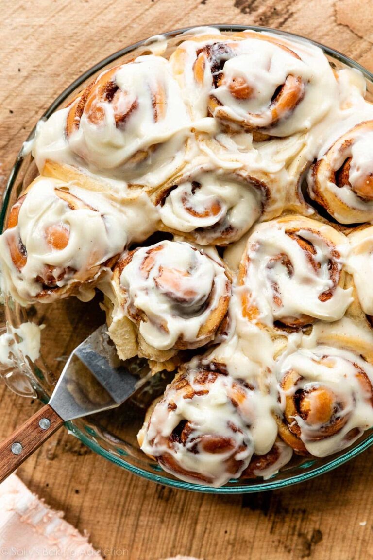 🧁 Comment Faire des Cinnamon Rolls Maison Moelleux et Gourmands